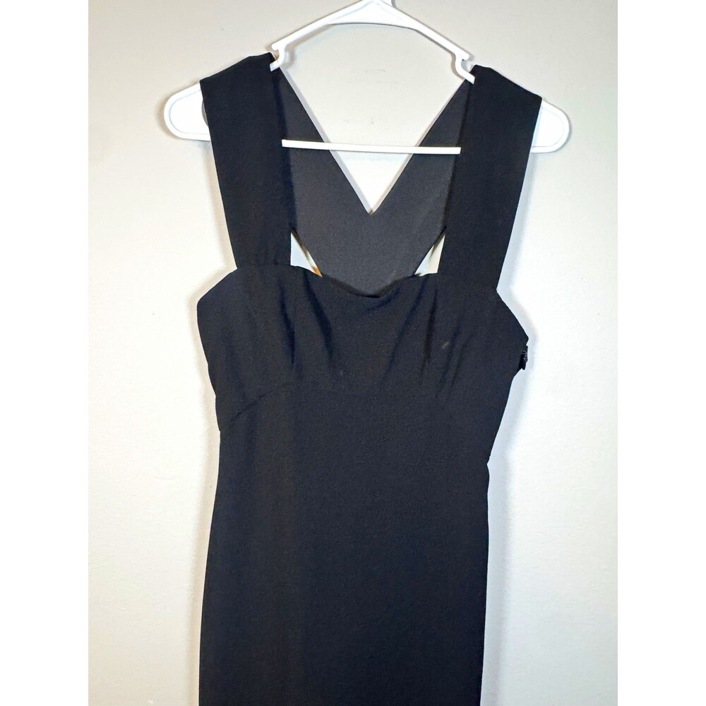 BCBGMAXAZRIA Women’s Black Sleeveless V-Neck Formal Dress Size Tall 6